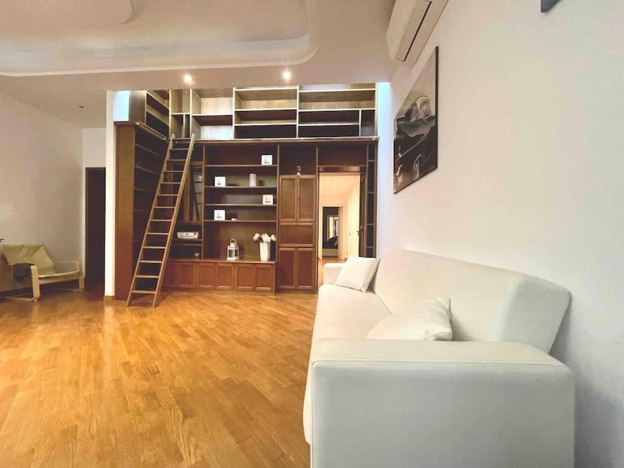 Colosseum Charming Stay Rzym Zewnętrze zdjęcie